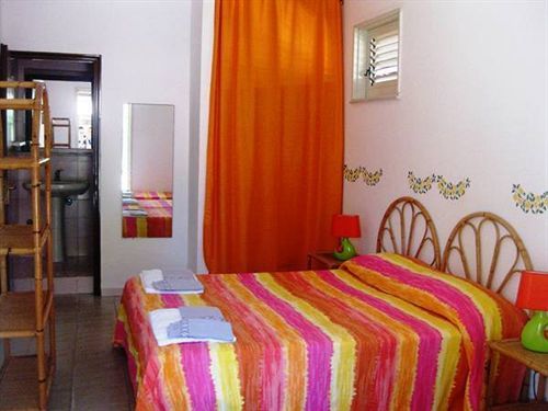 Villaggio Simenzaru Mongiove Bagian luar foto
